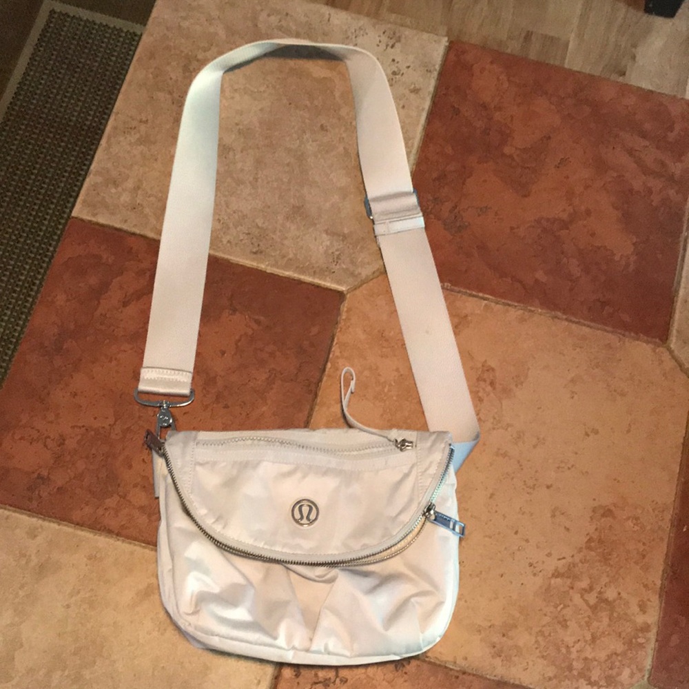 Lululemon bright white almost silver crossbody
